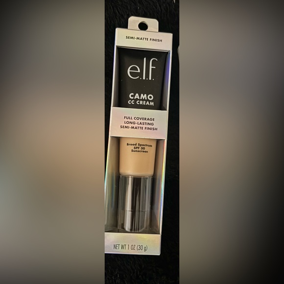 ELF Makeup Bundle - Face Essentials ON SALE! - Picture 4 of 6